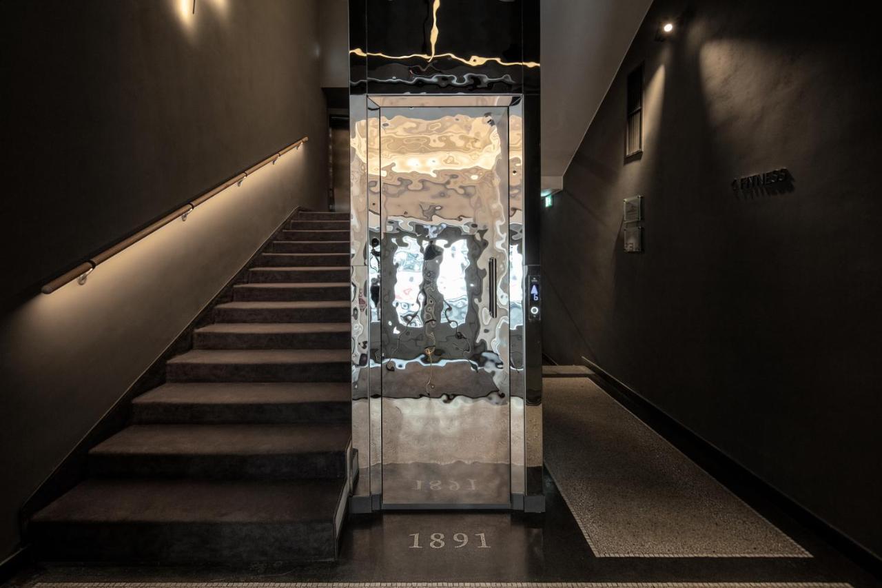 The Manes Boutique Hotel Прага Екстериор снимка