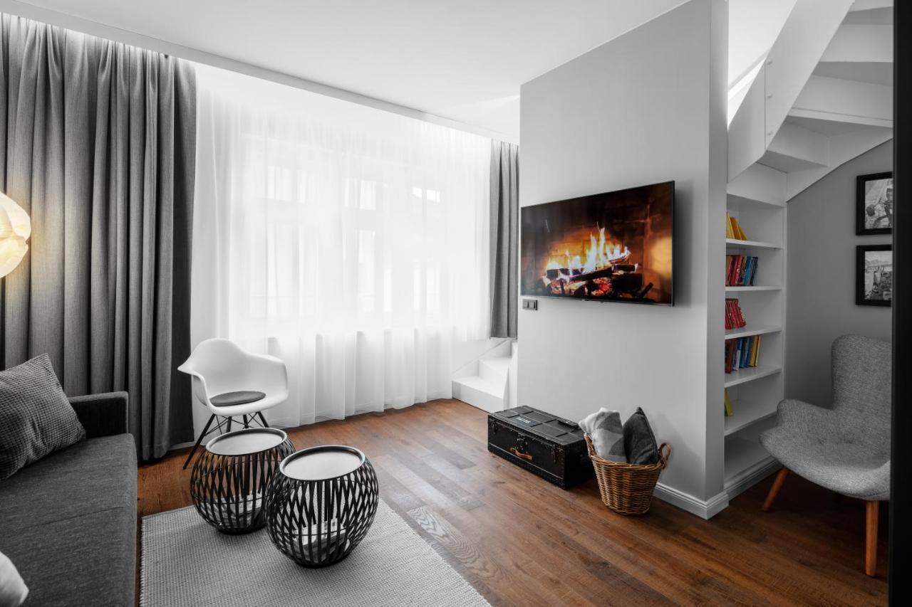 The Manes Boutique Hotel Прага Екстериор снимка
