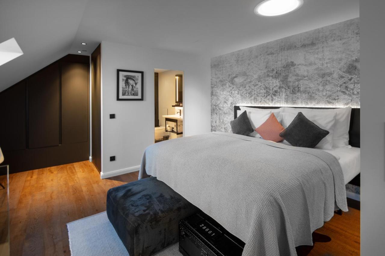 The Manes Boutique Hotel Прага Екстериор снимка