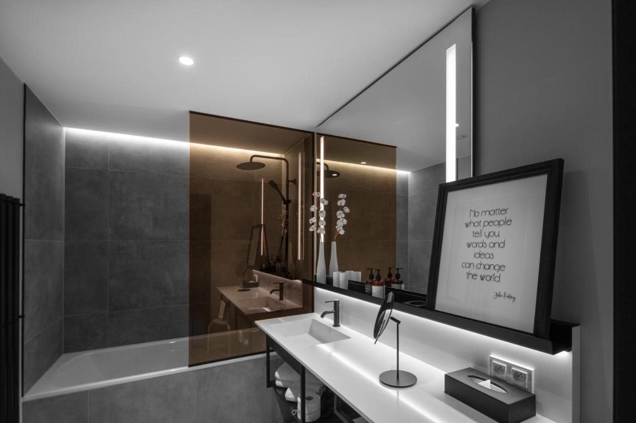 The Manes Boutique Hotel Прага Екстериор снимка