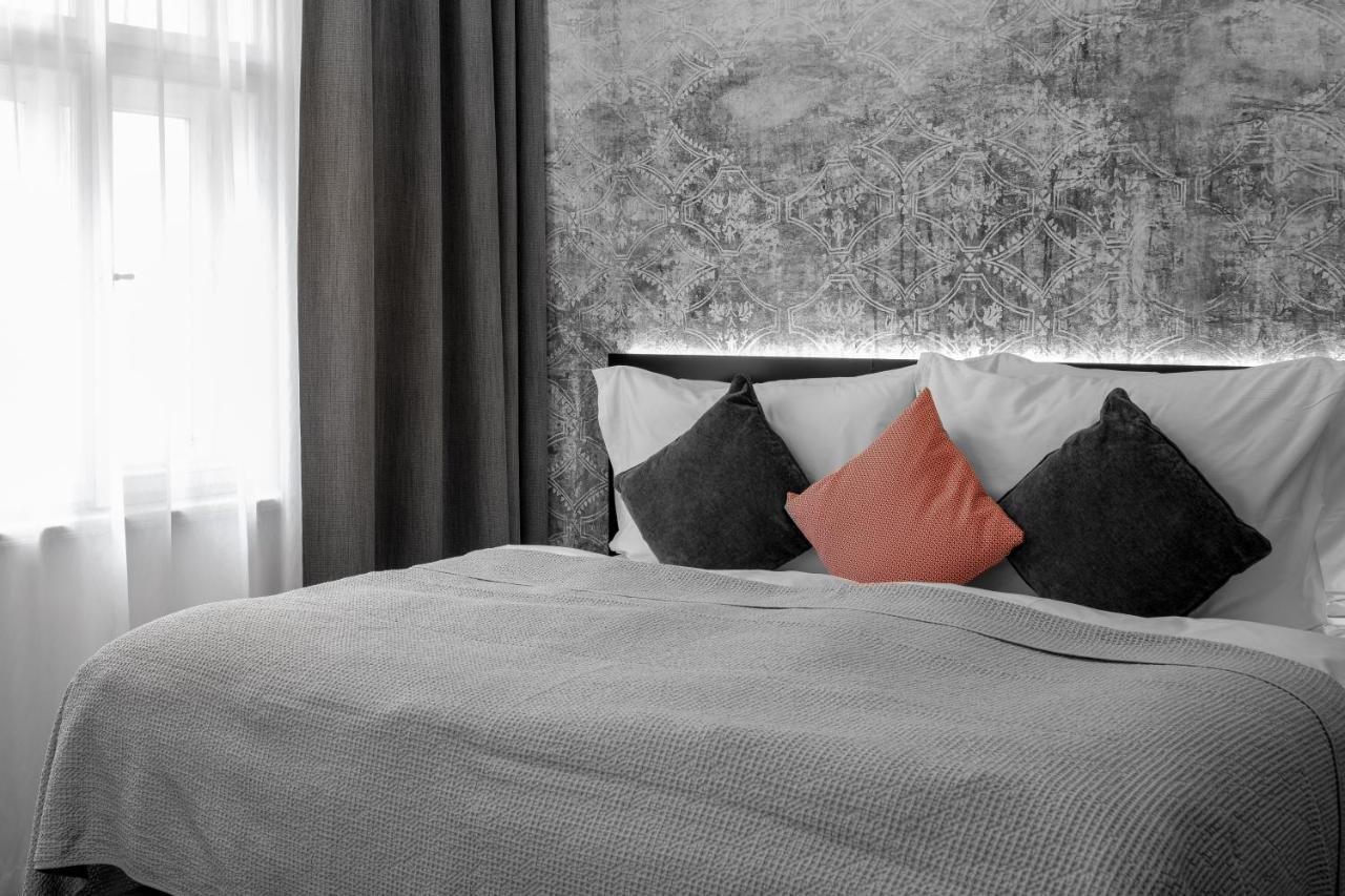 The Manes Boutique Hotel Прага Екстериор снимка