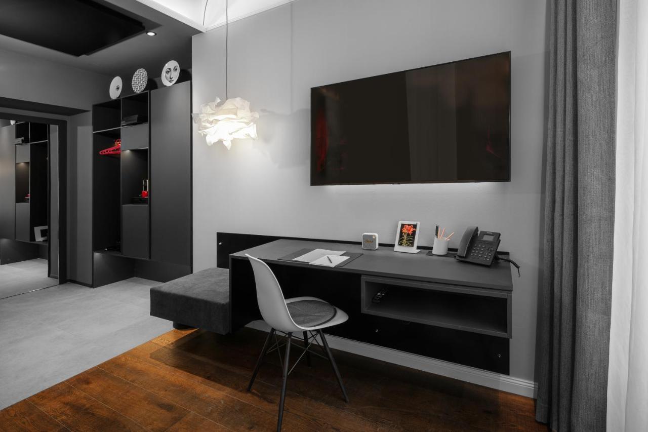 The Manes Boutique Hotel Прага Екстериор снимка