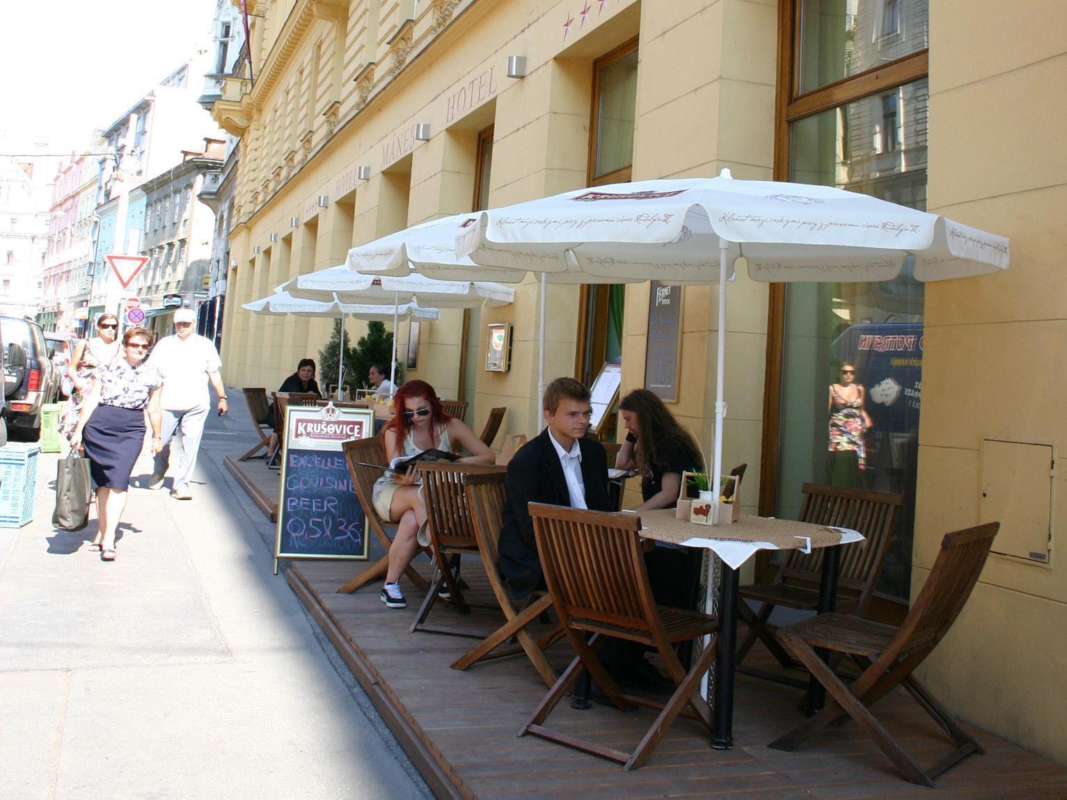 The Manes Boutique Hotel Прага Екстериор снимка