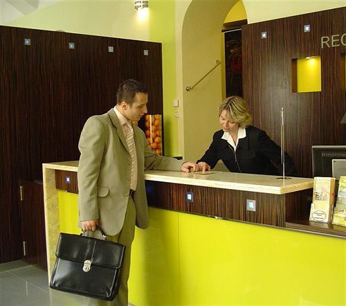 The Manes Boutique Hotel Прага Екстериор снимка