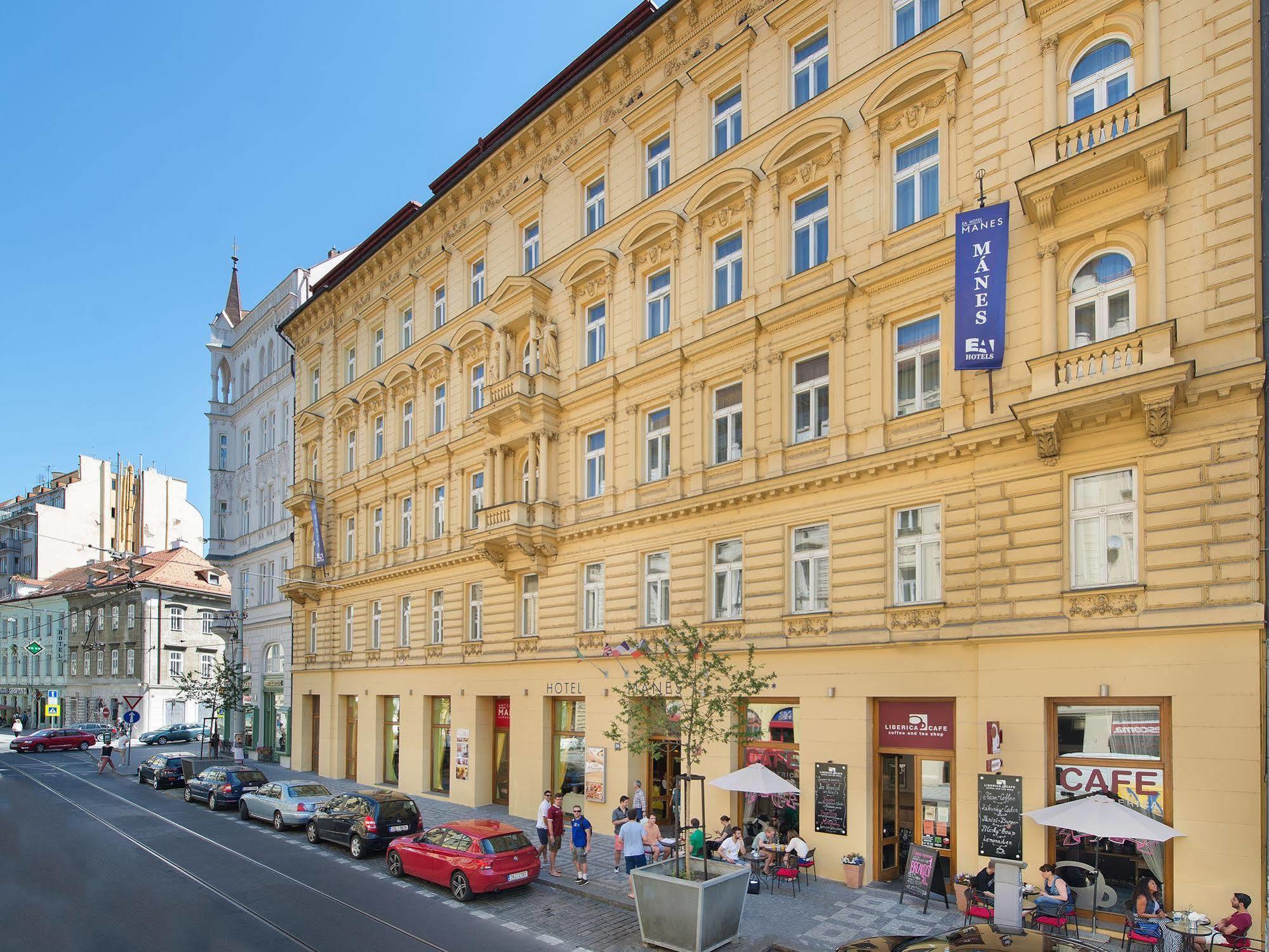 The Manes Boutique Hotel Прага Екстериор снимка